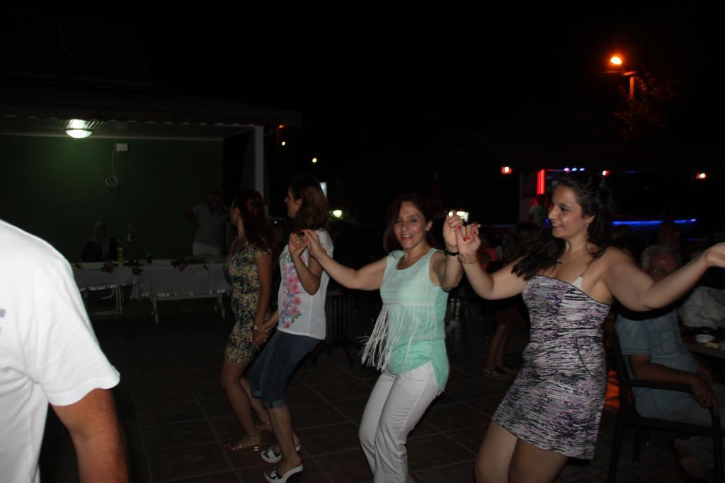 אולודניץ The Green Valley Hotel מראה חיצוני תמונה