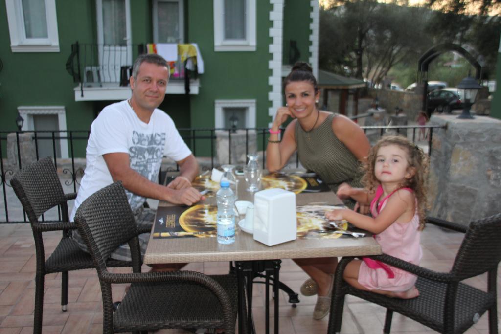 אולודניץ The Green Valley Hotel מראה חיצוני תמונה