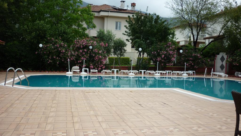 אולודניץ The Green Valley Hotel מראה חיצוני תמונה