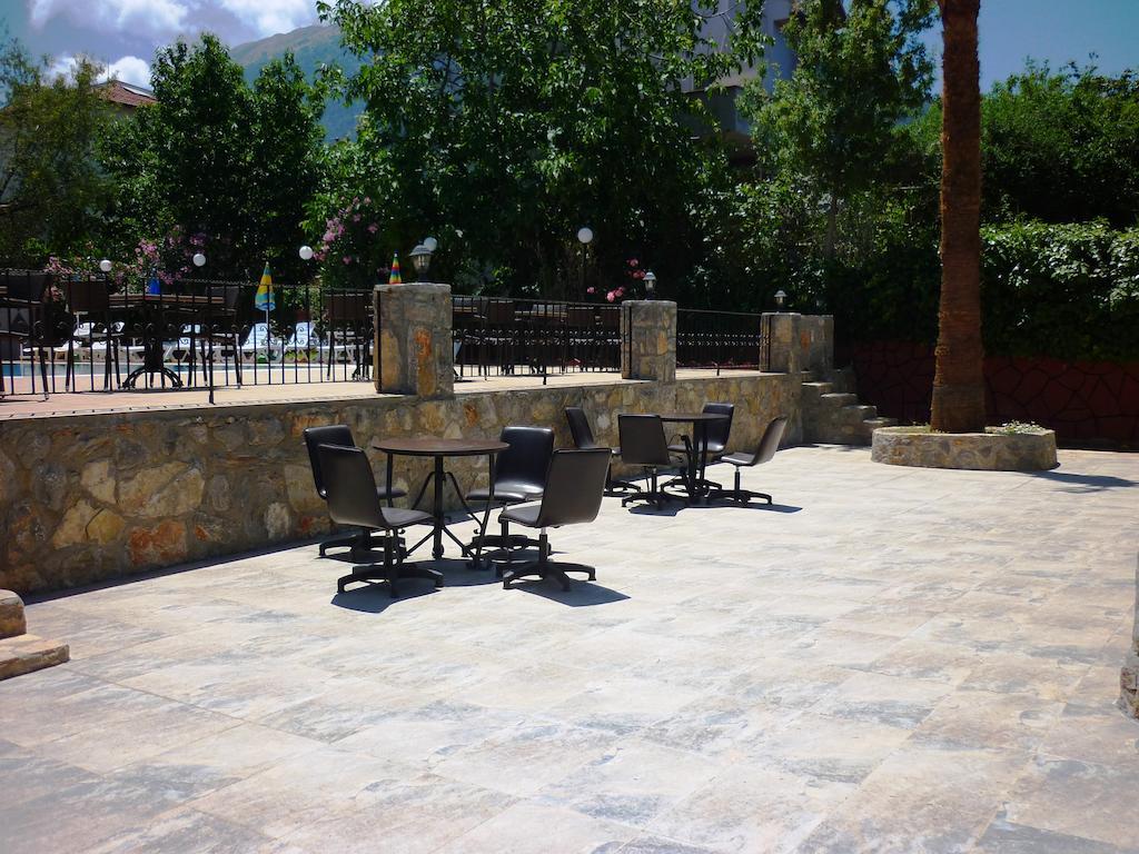 אולודניץ The Green Valley Hotel מראה חיצוני תמונה