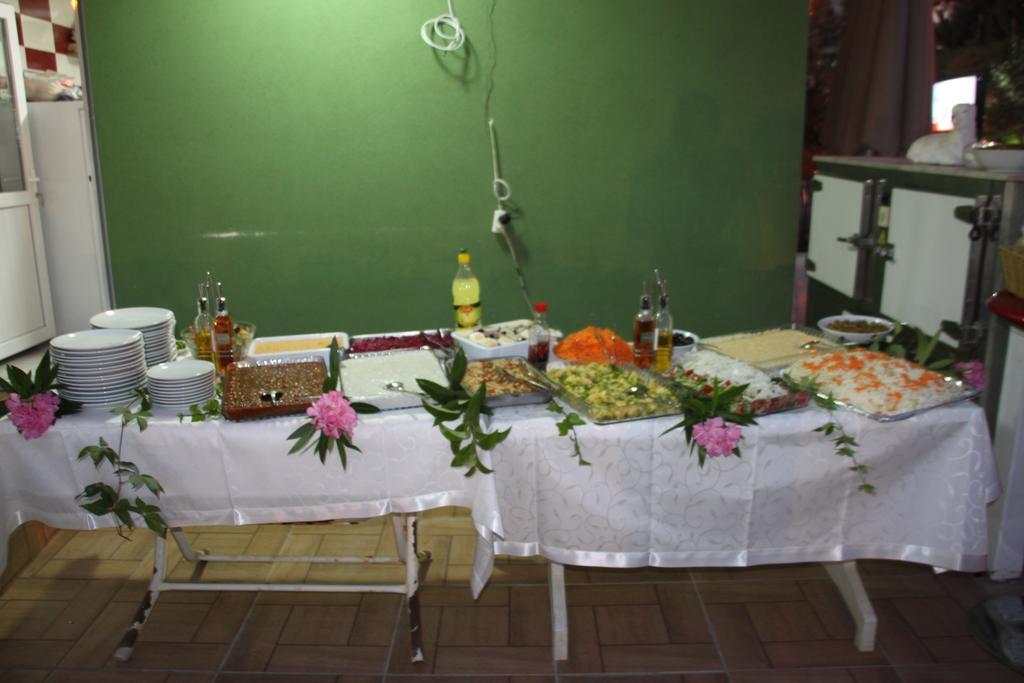 אולודניץ The Green Valley Hotel מראה חיצוני תמונה